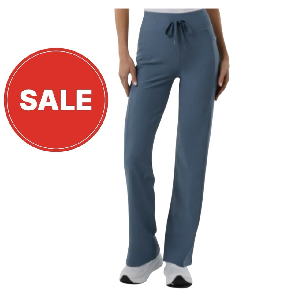 NEW 32 Degrees Cool Women's Active Flare Pants Blue Ribbed Side Pocket - Picture 1 of 15